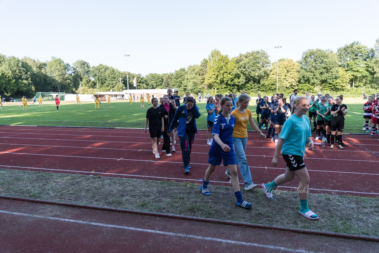 Bild 72 - Loewinnen Cup